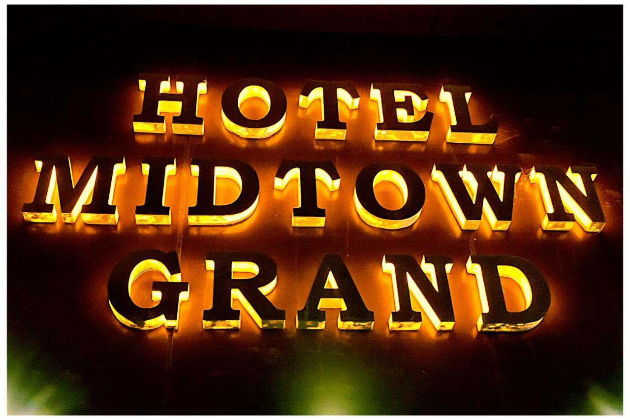 Hotel Midtown Grand Kota  Exteriör bild